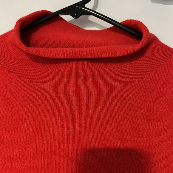 French Connection Sweater size small - Picture 2 of 10